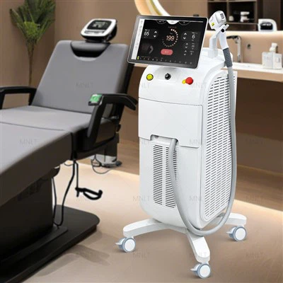 Máquina de remoção de pelos a laser de diodo de 3 comprimentos de onda